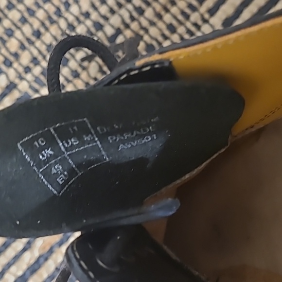 DR. MARTENS PARADE BLACK OXFORD SHOES - Picture 7 of 9